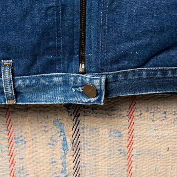 Upcycled carhartt detroit jacket reconstructed - Picture 4 of 8